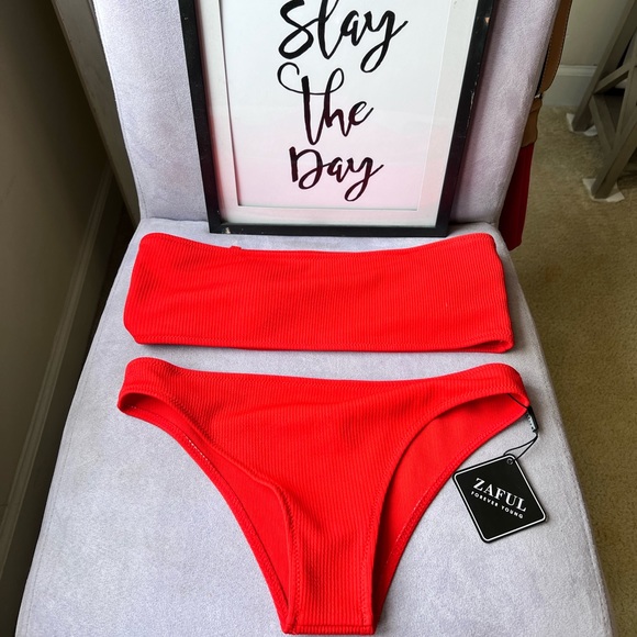 Zaful Bandeau Bikini Set - Picture 2 of 8